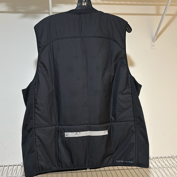 Nike Men's Therma-Fit Vest - Picture 3 of 5